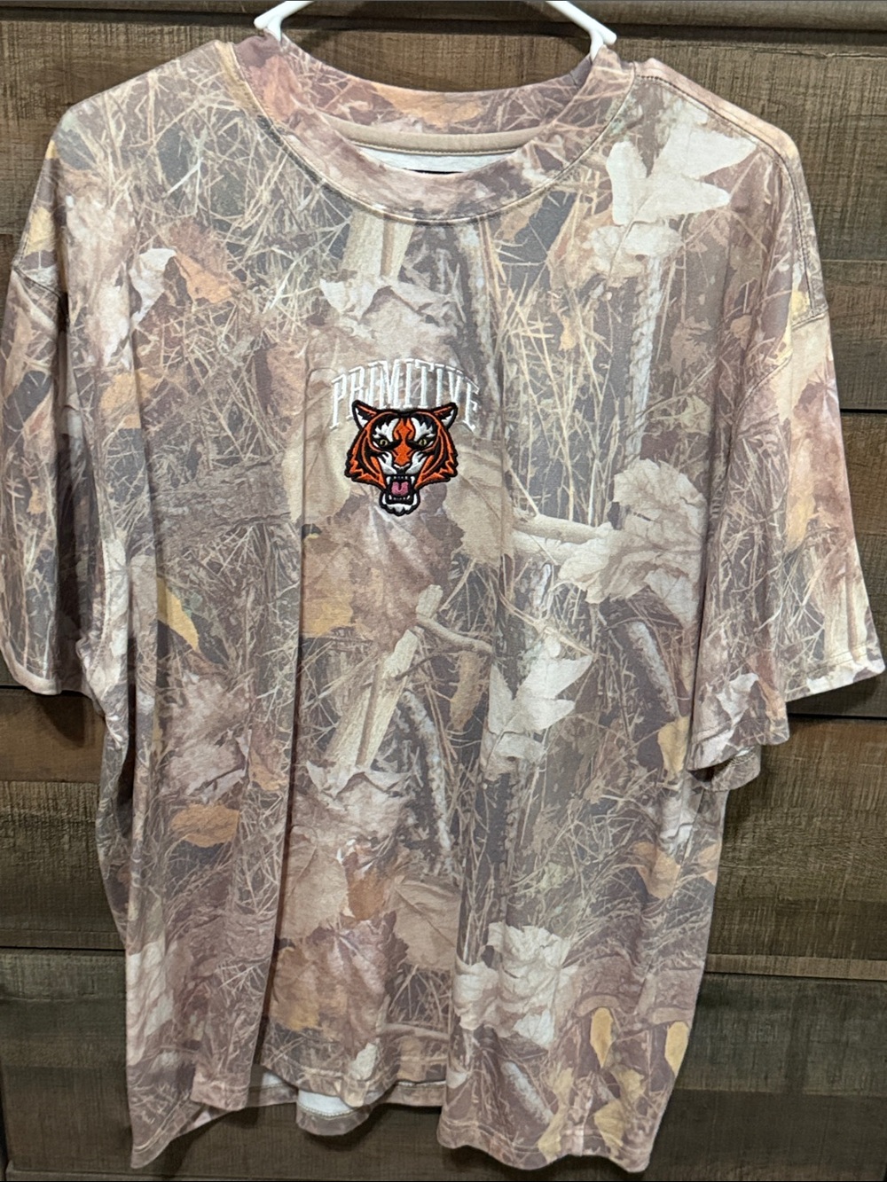 Primitive Men's Short-Sleeve Camo Tee with Tiger Patch - Brown Tan